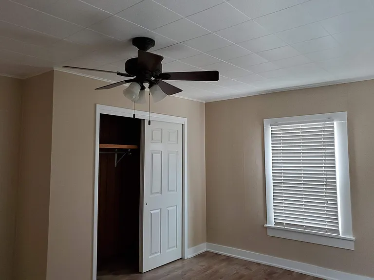 1526 W Atlantic St — Photo 10