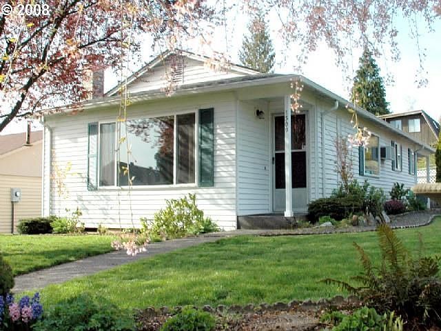 Covered Front Porch