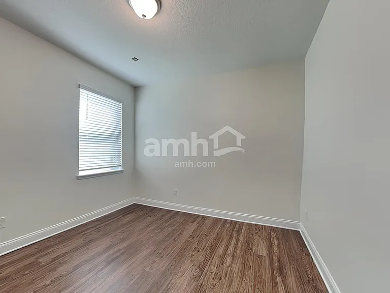 2470 Ixora Ct — Photo 20
