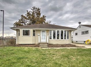 20 Southland Dr, Decatur, IL 62521