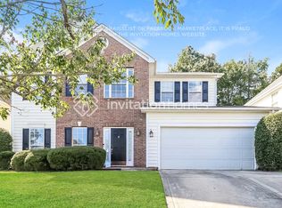 9809 Dauphine Dr, Charlotte, NC 28216