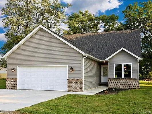 309 Drost St photo 1