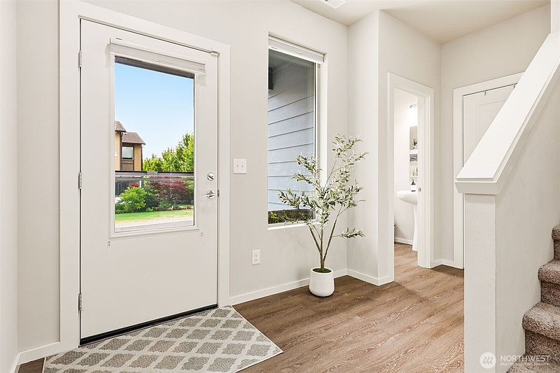 3rd image of 22509 SE 283rd Street