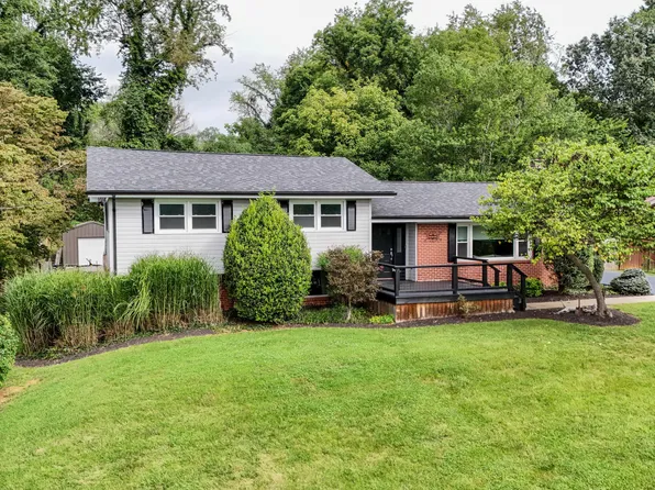 221 Woodbine Rd, Bristol, TN 37620