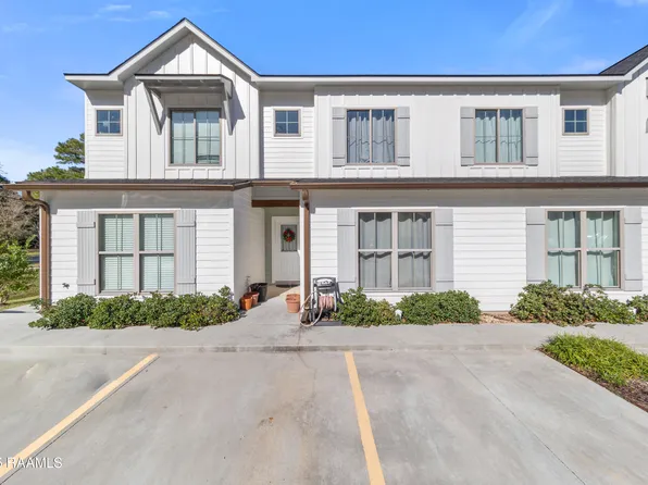 103 Oak Plains Aly, Lafayette, LA 70508