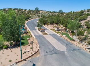 3096 Monte Sereno Dr, Santa Fe, NM 87506