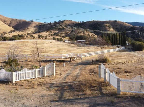 2000 Old Canal Rd, Lake Isabella, CA 93240