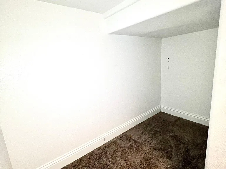 644 Fox View Dr — Photo 14