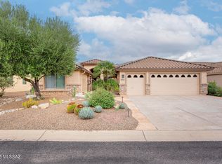 551 N Ramos Ln, Green Valley, AZ 85614