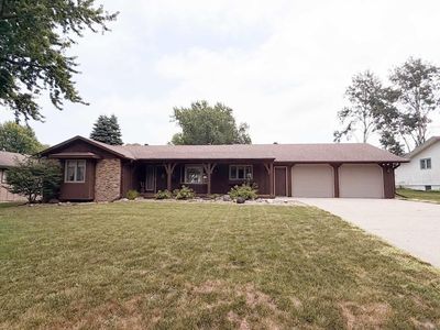 205 Louisiana Ave SW, Orange City, IA, 51041