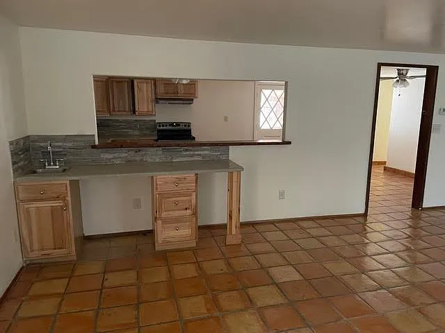 15 E Sabrosa Dr — Photo 5