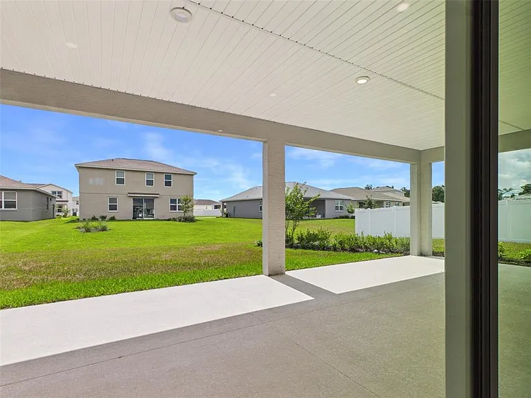 5717 SW 71st Ct — Photo 38