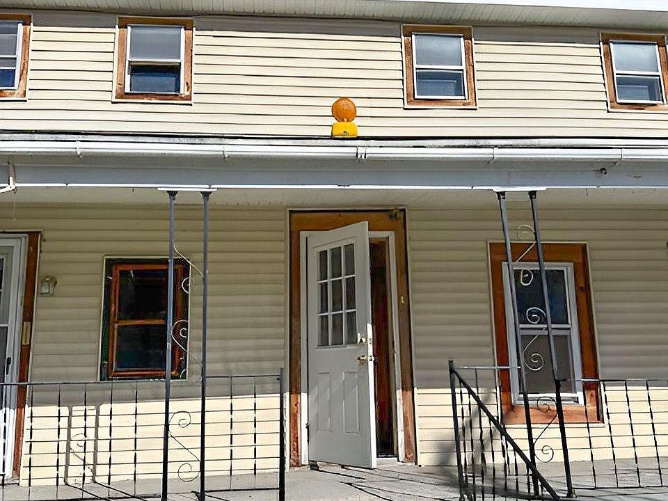 1st image of 86 Maple Street