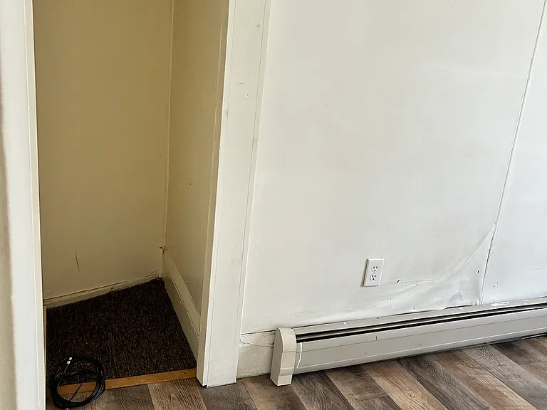 124 Essex St #2 — Photo 7
