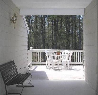 3rd image of 6 Sherwood Dr