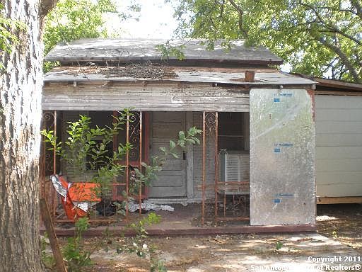 1st image of 1654 W Laurel