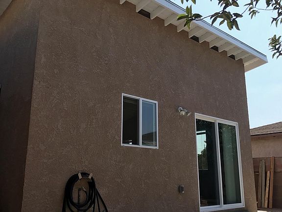 2nd image of 14615 S Saint Andrews Pl #1