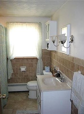 5th image of 10 Palomino Dr