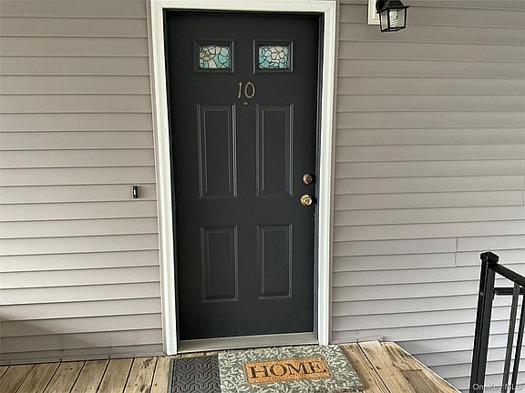 2nd image of 100 Hillside Drive #B10