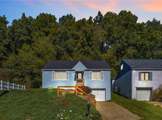 136 Hazen Bnd N, Ellwood City, PA 16117