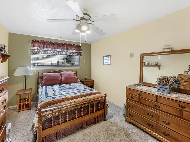 3615 Horacio Ct NE — Photo 33