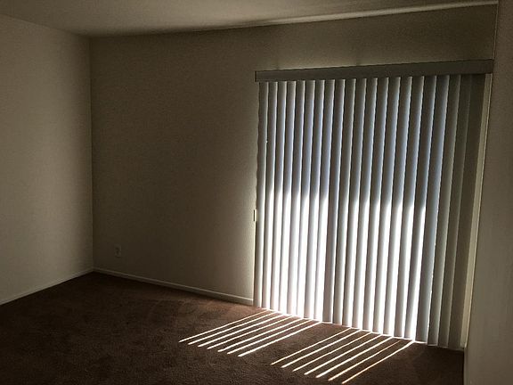 4th image of 6645 Woodman Ave APT 201