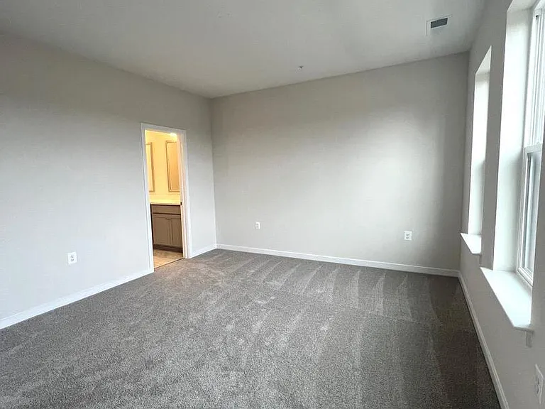 22782 Hanson Overlook Ter — Photo 29