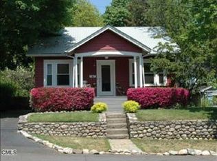 9 Glendenning St, Norwalk, CT 06851