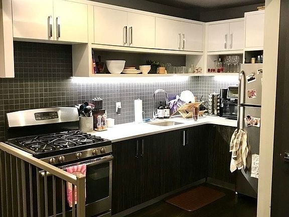 4th image of 444 Franklin Ave #1F