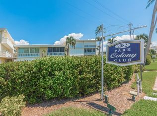 2082 Gulf Shore Blvd N APT 101, Naples, FL 34102