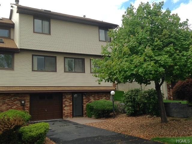 1st image of 724 Hewitt Ln