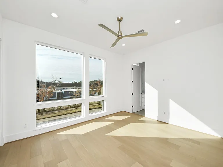 2232 Swift Blvd — Photo 26