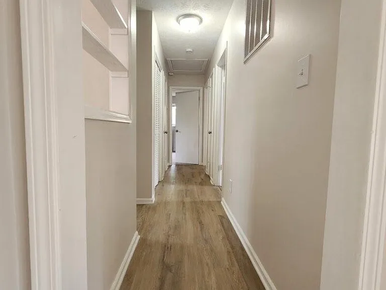 1453 Allison Ct — Photo 10