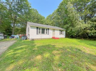 26 Dresser Rd, Buxton, ME 04093