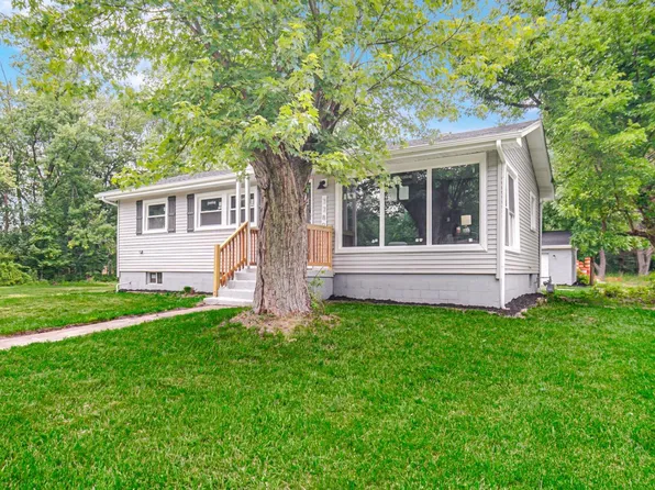 3789 Brown St, Hobart, IN 46342