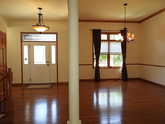 4th image of 3607 Creekside Ct