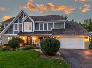 1922 Darnell St, Libertyville, IL 60048