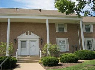 1817 Foxcroft Ln APT 304, Allison Park, PA 15101