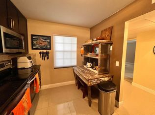 605 Oaks Dr APT 810, Pompano Beach, FL 33069