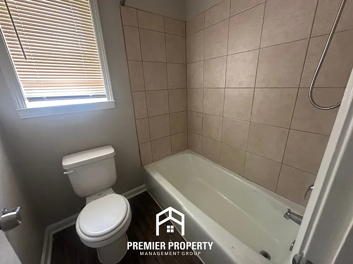 6355 Rockbridge Cv — Photo 18