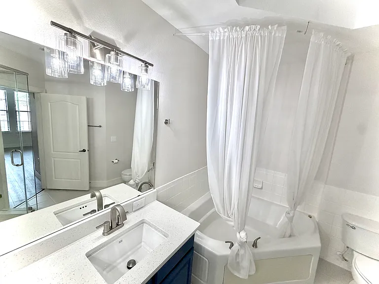 513 Mirasol Cir #203 — Photo 17