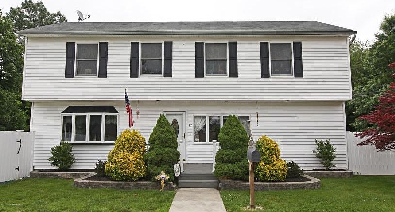 1st image of 17 Beech St