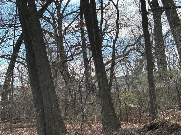 33560 N Cherokee Ct, Grayslake, IL 60030