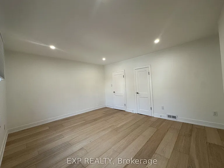 926 Greenwood Ave — Photo 11