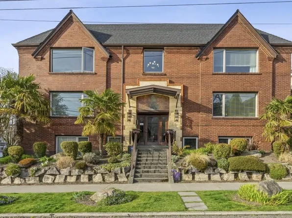 102 Galer St APT 102, Seattle, WA 98109