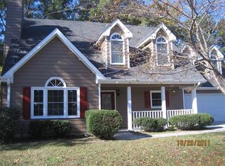 950 Burning Bush Dr, Loganville, GA 30052