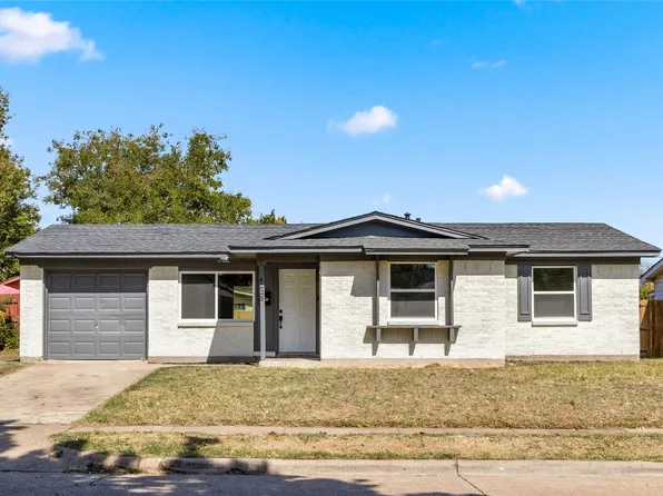 4225 Longleaf Dr, Garland, TX 75042