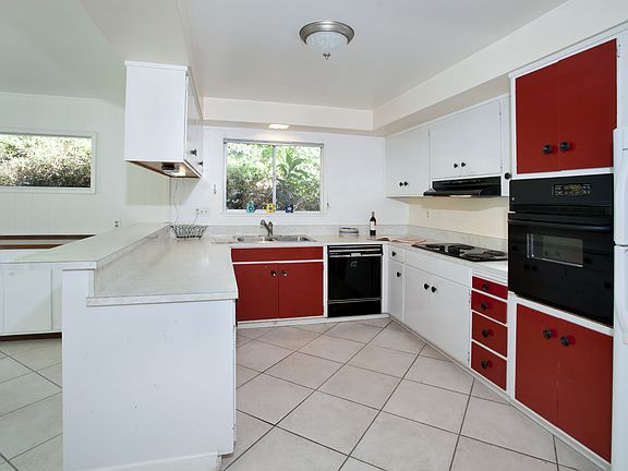 3rd image of 1 Carmel Dr