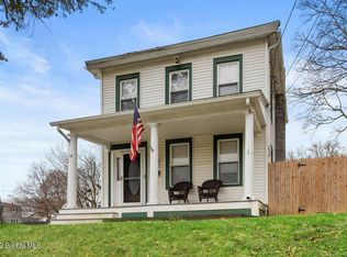 22 Mountain Rd, Ravena, NY 12143