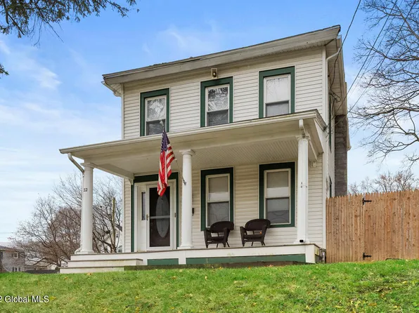 22 Mountain Road, Ravena, NY 12143